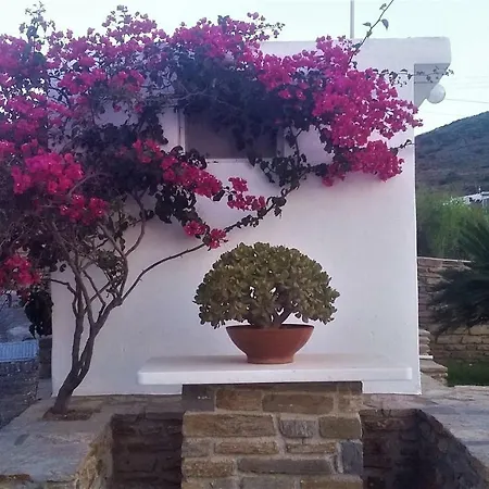 Apartment Andrielos Parasporos